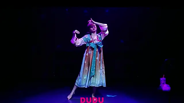 Snapshot of yznt-dudu chatting on October 4, 2025, 12:25 pm yznt-dudu online show from October 4, 2025, 12:25 pm