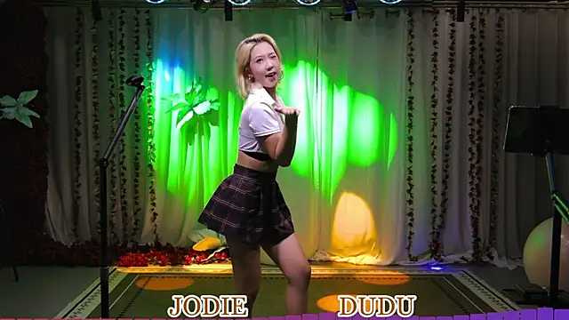 Snapshot of yznt-dudu chatting on June 2, 2026, 3:08 am yznt-dudu online show from June 2, 2026, 3:08 am