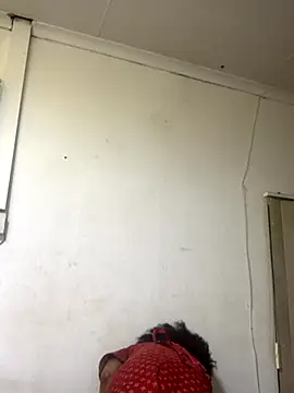 ItsMsBankss02 online show from September 24, 2025, 7:17 pm