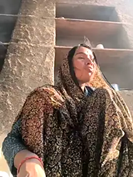 Snapshot of Hot_raaani chatting on December 23, 2025, 3:26 am Hot raaani online show from December 23, 2025, 3:26 am