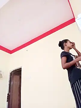 Snapshot of Saniye-143 chatting on October 11, 2025, 5:50 am Saniye-143 online show from October 11, 2025, 5:50 am