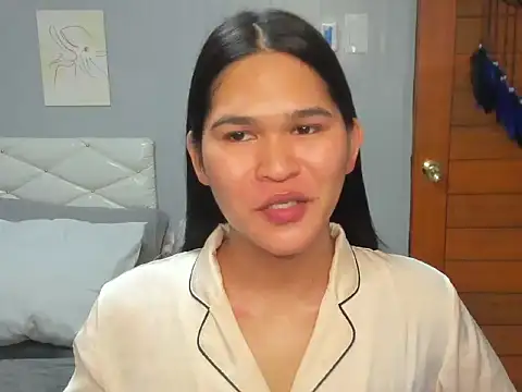 Snapshot of AlianaBlair chatting on September 24, 2025, 1:47 pm AlianaBlair online show from September 24, 2025, 1:47 pm