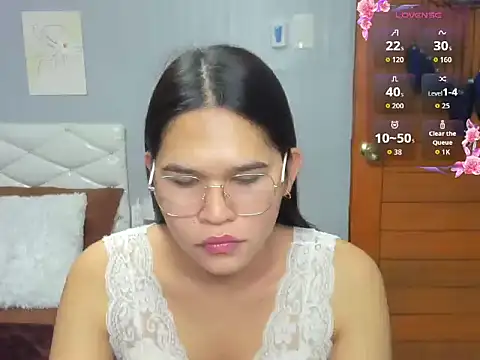 Snapshot of AlianaBlair chatting on October 4, 2025, 8:18 pm AlianaBlair online show from October 4, 2025, 8:18 pm