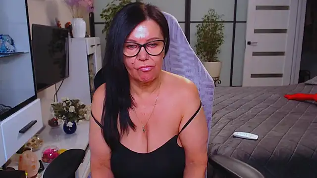 Anna Blare online show from February 8, 2026, 6:06 am