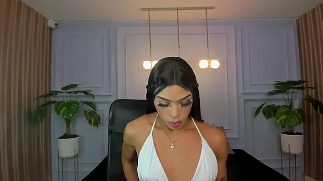 keytinthomson  online show from March 3, 2026, 6:58 pm