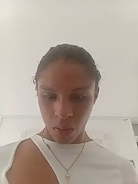 Snapshot of keytinthomson_ chatting on July 10, 2026, 4:53 pm keytinthomson online show from July 10, 2026, 4:53 pm
