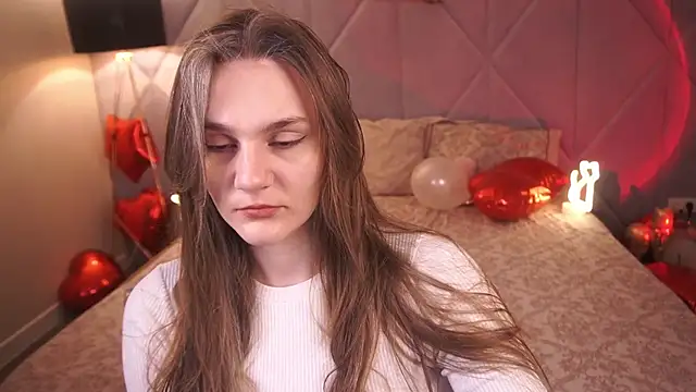 DiamondGoldie online show from February 9, 2026, 8:24 pm