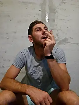 Alex-andru88 online show from November 15, 2025, 5:38 am