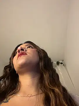 Linda Bellucci online show from March 19, 2026, 3:10 am