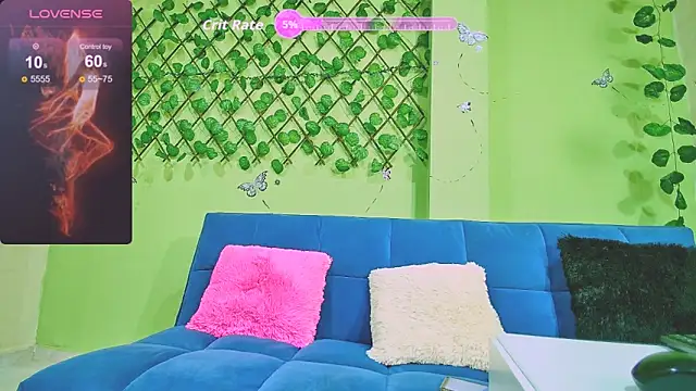 Karen Ariass online show from September 9, 2025, 1:43 pm