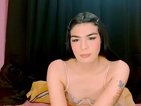 Snapshot of _crystal23_ chatting on October 25, 2025, 4:31 am crystal23 online show from October 25, 2025, 4:31 am