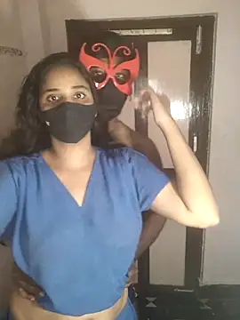 Snapshot of 00USER chatting on November 23, 2025, 6:41 pm 00USER online show from November 23, 2025, 6:41 pm