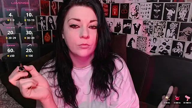 Snapshot of Kvopa chatting on October 11, 2025, 9:19 am Kvopa online show from October 11, 2025, 9:19 am