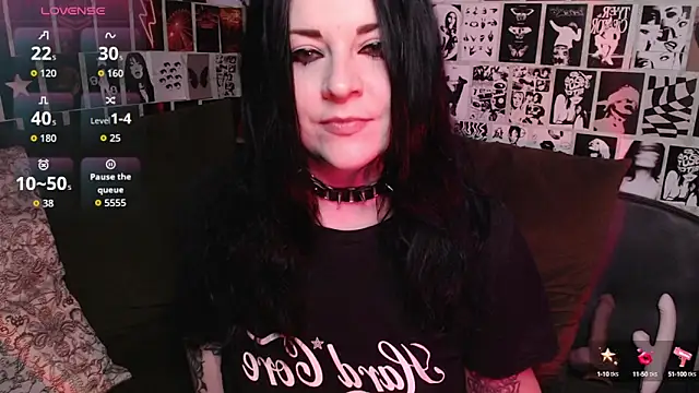 Snapshot of Kvopa chatting on October 25, 2025, 10:37 pm Kvopa online show from October 25, 2025, 10:37 pm