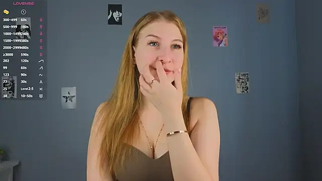 Snapshot of LorettaGladman chatting on October 12, 2025, 4:33 am LorettaGladman online show from October 12, 2025, 4:33 am