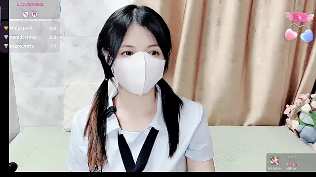 phuongnhi  online show from February 24, 2026, 4:05 pm