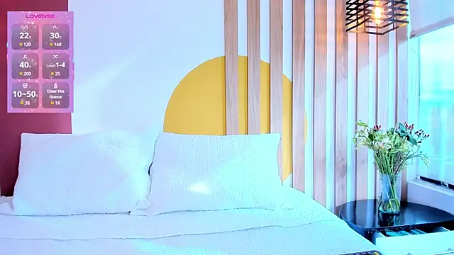 Snapshot of SashaGreyy_ chatting on October 28, 2025, 8:44 pm SashaGreyy online show from October 28, 2025, 8:44 pm