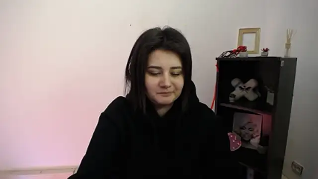 Katrin kiss  online show from January 14, 2026, 2:33 pm