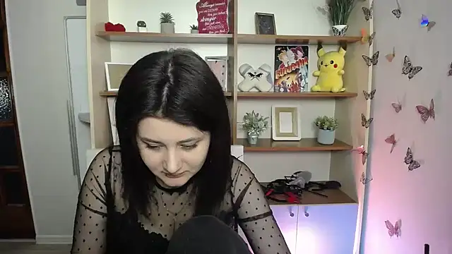 Katrin kiss  online show from April 18, 2026, 11:58 am