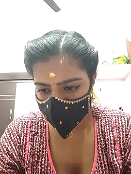 Snapshot of Tamil-Meenu12 chatting on October 25, 2025, 5:48 am Tamil-Meenu12 online show from October 25, 2025, 5:48 am