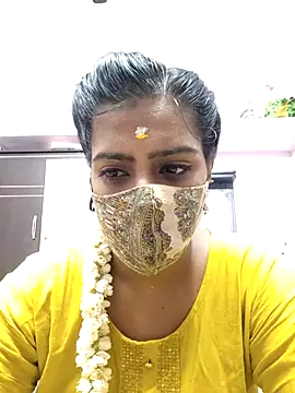 Snapshot of Tamil-Meenu12 chatting on May 6, 2026, 6:19 am Tamil-Meenu12 online show from May 6, 2026, 6:19 am