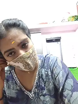 Snapshot of Tamil-Meenu12 chatting on May 19, 2026, 6:20 am Tamil-Meenu12 online show from May 19, 2026, 6:20 am