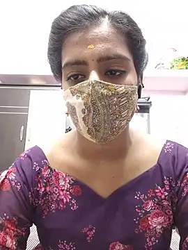 Snapshot of Tamil-Meenu12 chatting on May 29, 2026, 8:45 am Tamil-Meenu12 online show from May 29, 2026, 8:45 am