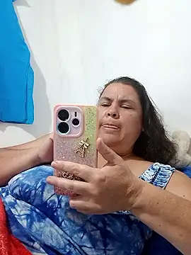 yaneth  online show from November 23, 2025, 11:48 pm