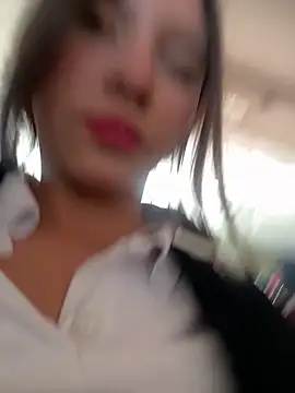 Katie rawwww online show from October 24, 2025, 3:30 pm