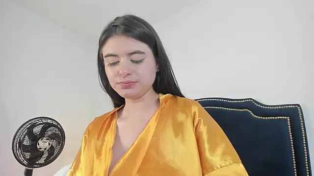 Snapshot of LiliCarterm chatting on October 21, 2025, 7:42 am LiliCarterm online show from October 21, 2025, 7:42 am