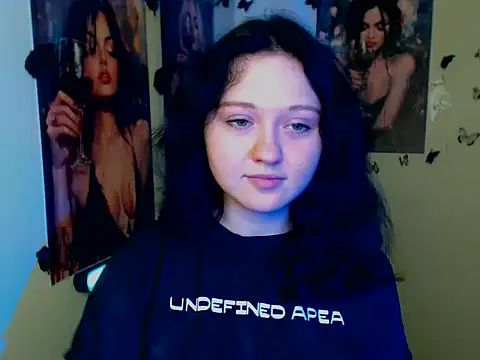 Snapshot of LadyAlice_ chatting on November 4, 2025, 7:07 am LadyAlice online show from November 4, 2025, 7:07 am