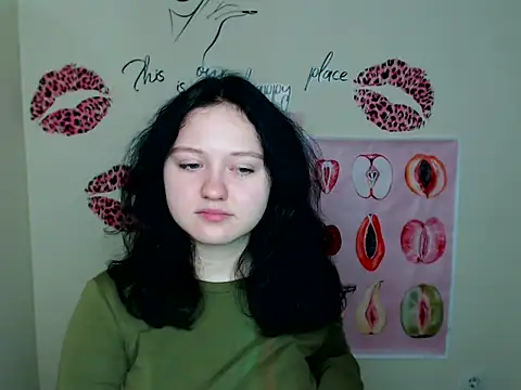 Snapshot of LadyAlice_ chatting on November 6, 2025, 7:20 am LadyAlice online show from November 6, 2025, 7:20 am