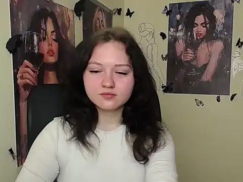 Snapshot of LadyAlice_ chatting on April 3, 2026, 6:22 am LadyAlice online show from April 3, 2026, 6:22 am