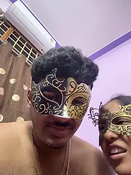 Snapshot of VVcouple chatting on October 8, 2025, 6:05 pm VVcouple online show from October 8, 2025, 6:05 pm