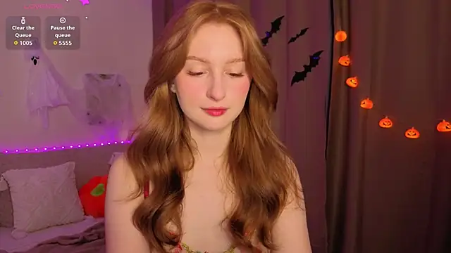 Betty Twinkle online show from October 29, 2025, 9:38 pm