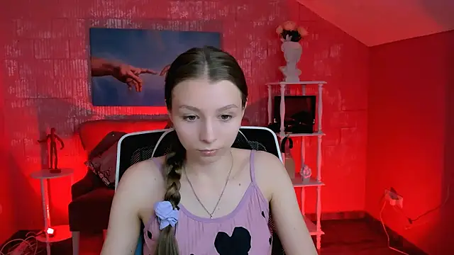 JulieDaniel online show from March 5, 2026, 8:32 am