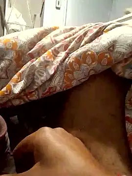 Snapshot of Lushen704 chatting on November 15, 2025, 11:10 pm Lushen704 online show from November 15, 2025, 11:10 pm