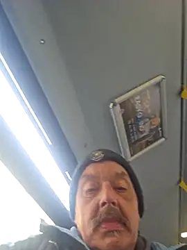 Fonse1860 online show from February 18, 2026, 9:27 am