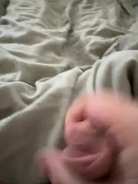 Snapshot of slicksdick25 chatting on April 6, 2026, 2:18 pm slicksdick25 online show from April 6, 2026, 2:18 pm