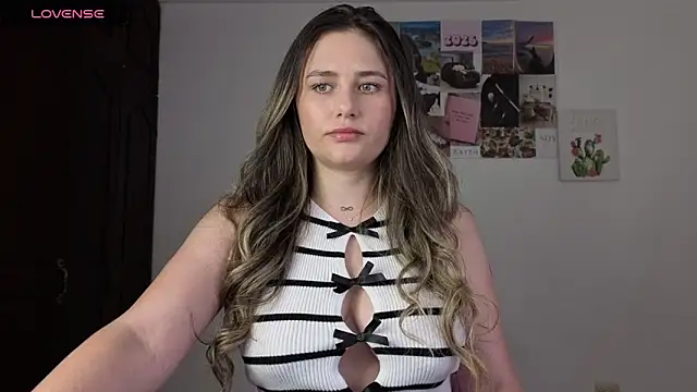Veronika  Winslow  online show from May 26, 2026, 5:47 am