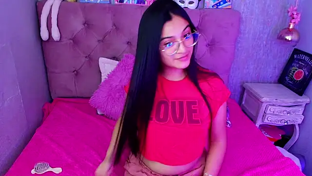 laurenelove online show from February 24, 2026, 3:59 am