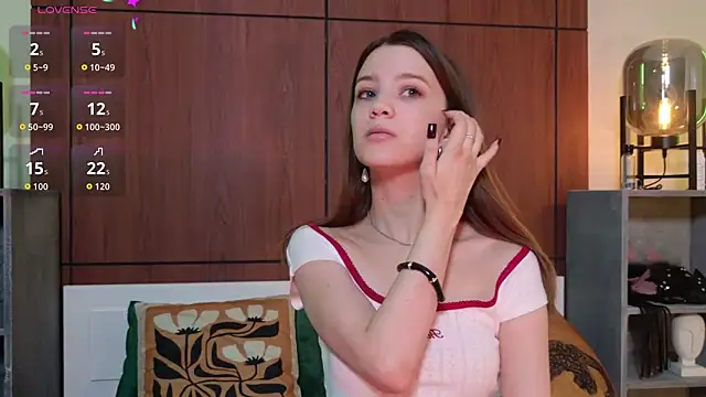 Alison kisss online show from April 18, 2026, 8:53 pm