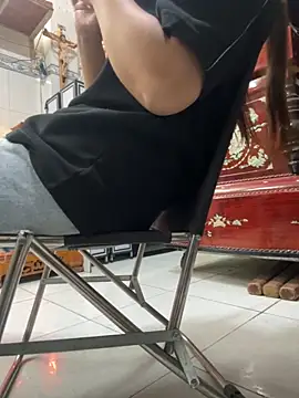 sharon-Hanna online show from November 27, 2025, 1:13 pm