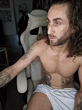 SugarThug online show from October 17, 2025, 12:25 am