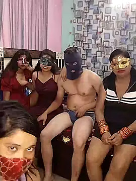 Sexy anaamika online show from October 17, 2025, 8:39 am