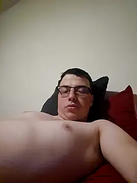 kristaly791 online show from April 13, 2026, 9:48 am