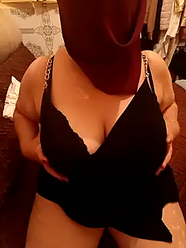 Snapshot of mayakhalyfaa chatting on September 24, 2025, 10:57 pm mayakhalyfaa online show from September 24, 2025, 10:57 pm