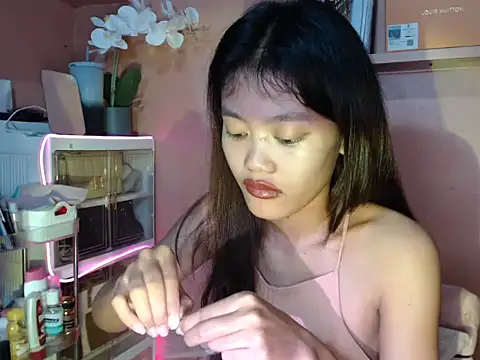 skinny gracie online show from October 16, 2025, 8:32 pm