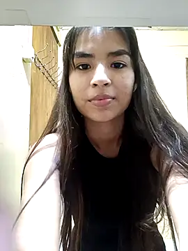 mailovess online show from September 26, 2025, 6:39 am