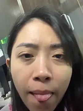 Minee1202 online show from December 22, 2025, 5:32 pm